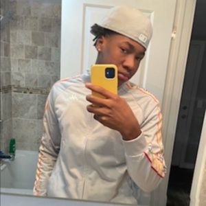 Meet your Posher, Corey